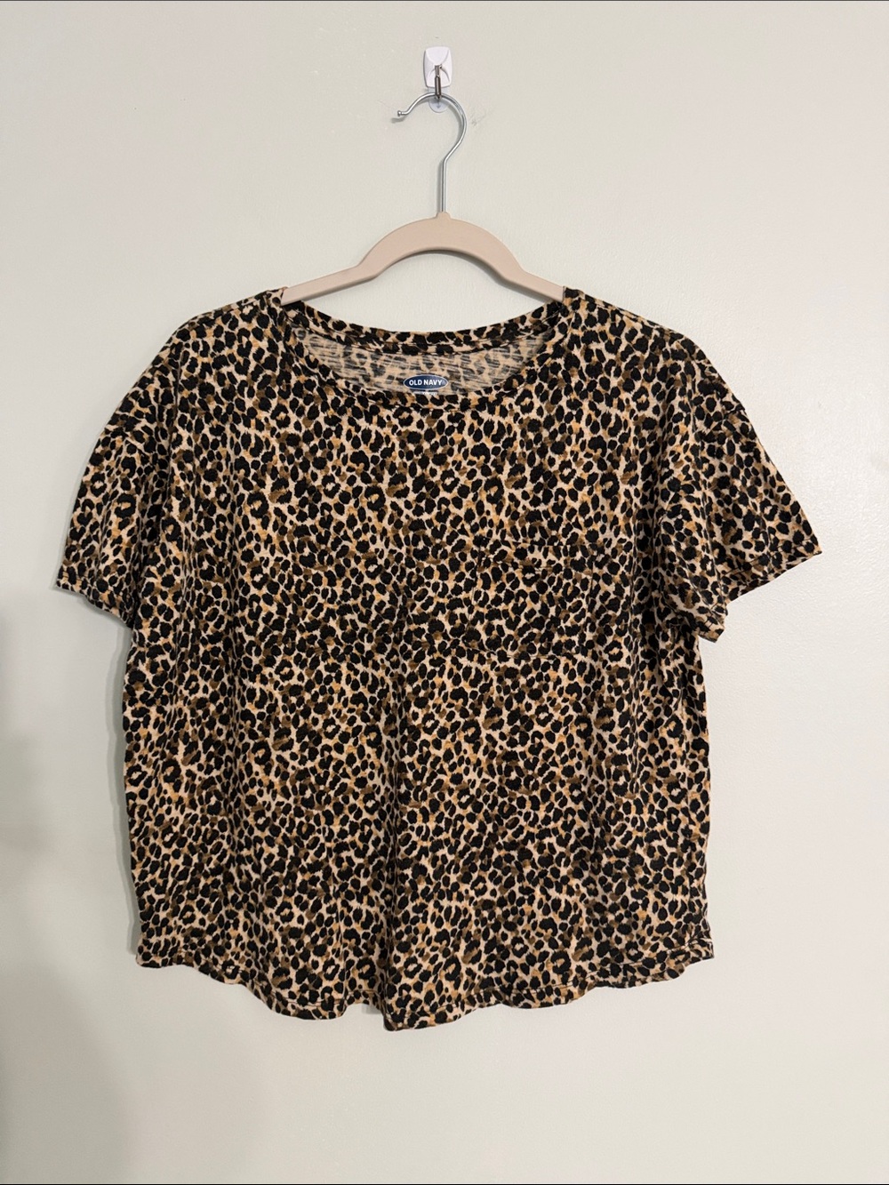 Old Navy Leopard Print Short Sleeve Tee - Tan/Black